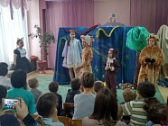 Выступление детской театральной студии «Teat-Room»